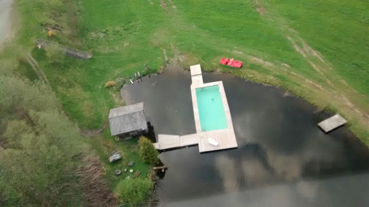 Huette Zum Verlieben Gurk Exteriör bild