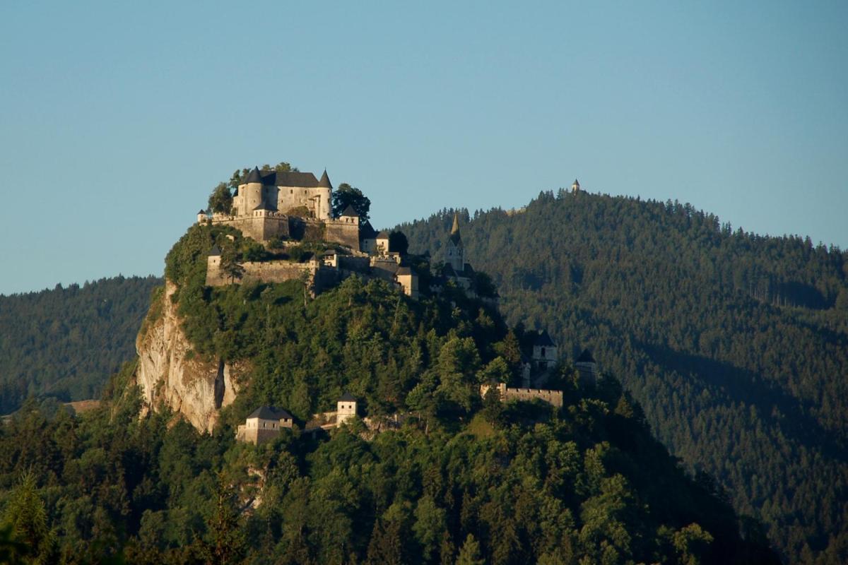 Huette Zum Verlieben Gurk Exteriör bild